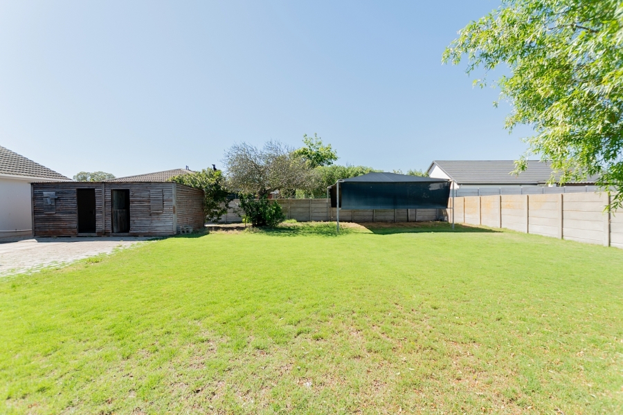 4 Bedroom Property for Sale in Velddrif Western Cape